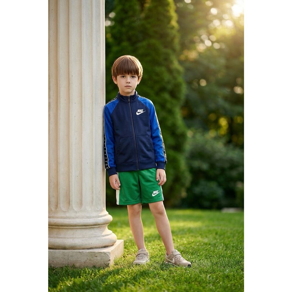 Nike Kids Boys Shorts Reversible/Jacket Size 3T 2-3 Years Old